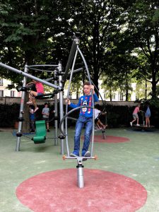 Crianças em Paris