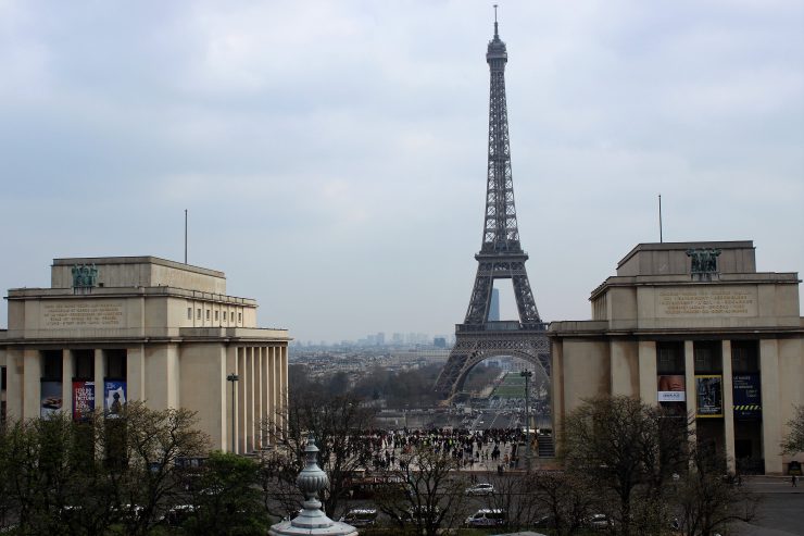 Torre Eiffel vista do La Réserve Apartments Paris