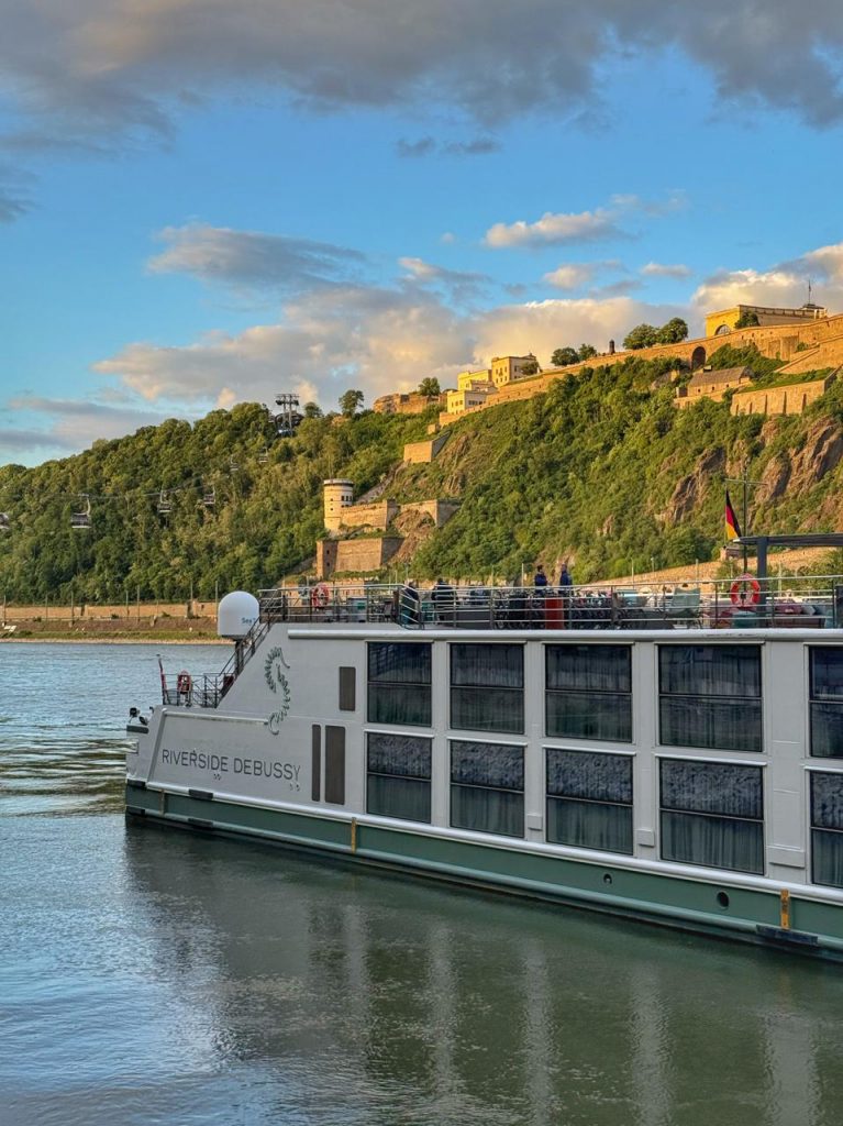 Riverside Cruises