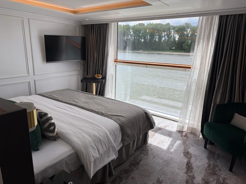 Riverside Cruises
