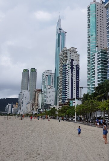 Torre giratória será nova atração em BC